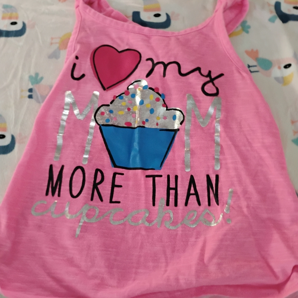 Size 5 girl Shirt buddle of 3